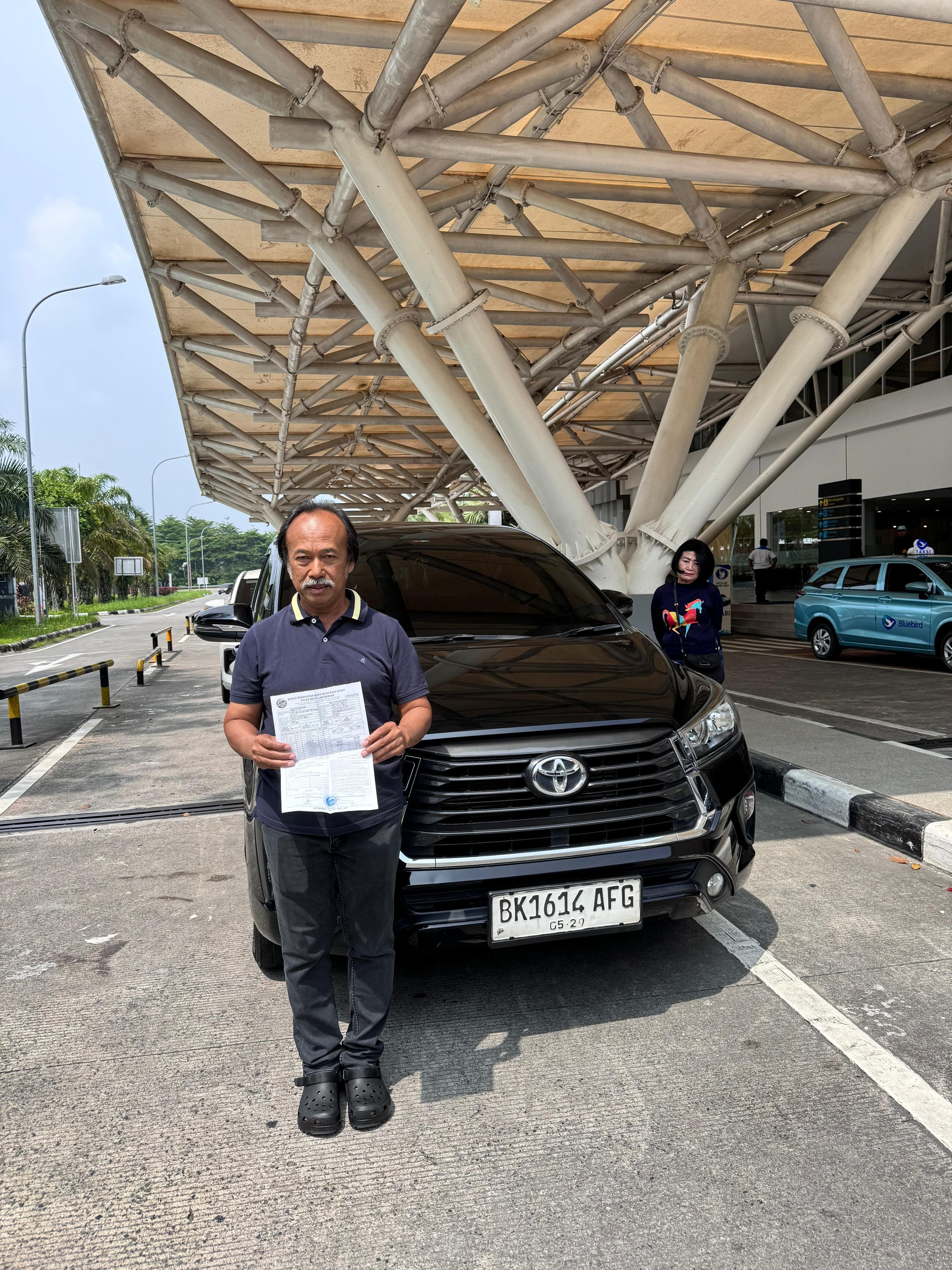 Anak-anak merasa nyaman dan aman di dalam mobil